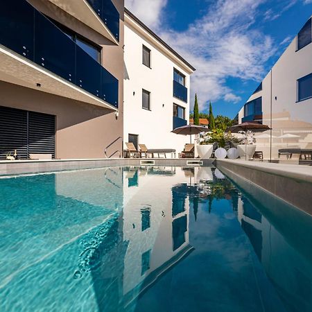 Villa Aurea Apartments Malinska De Luxe Buitenkant foto