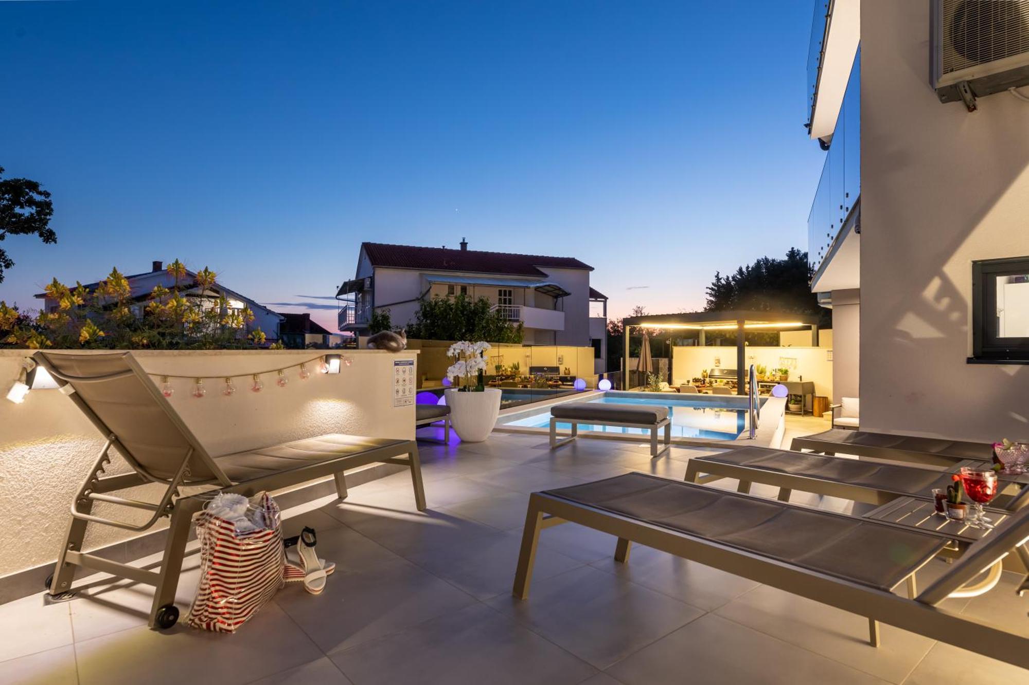 Villa Aurea Apartments Malinska De Luxe Buitenkant foto