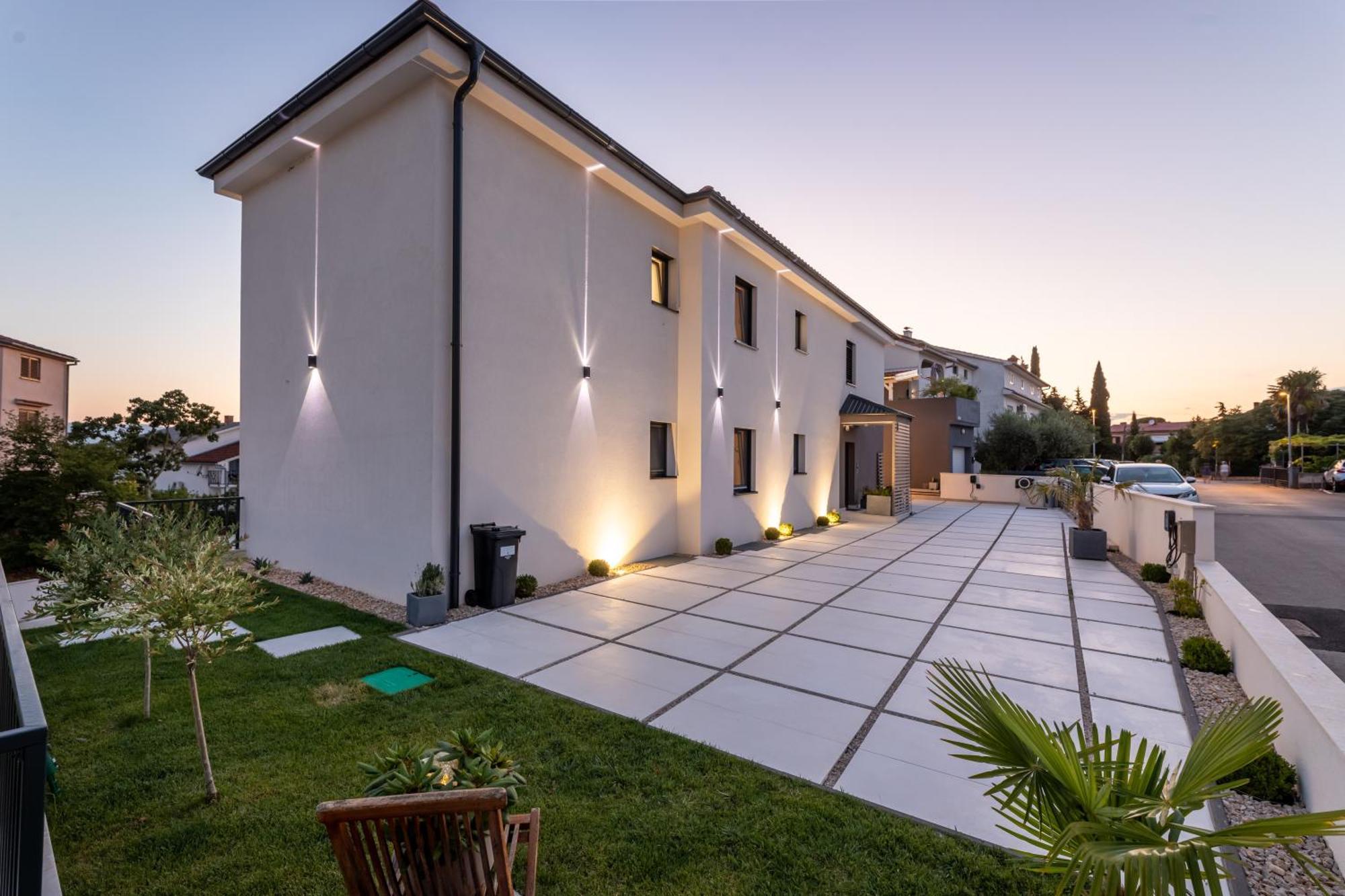 Villa Aurea Apartments Malinska De Luxe Buitenkant foto